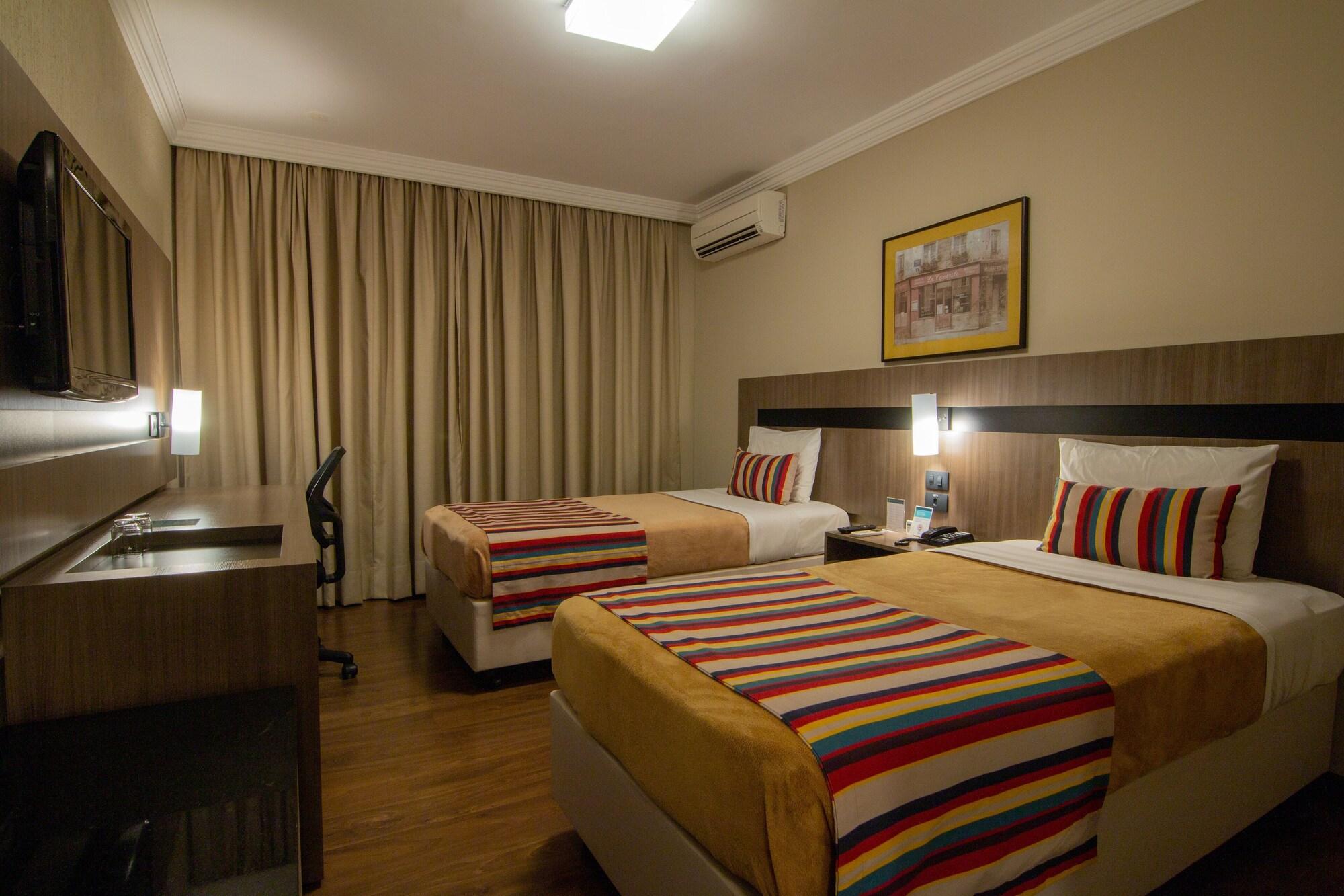 Hotel Deville Express Cascavel Cascavel  Exterior photo