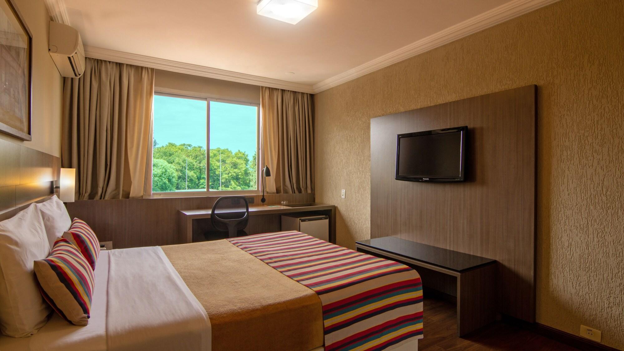 Hotel Deville Express Cascavel Cascavel  Exterior photo