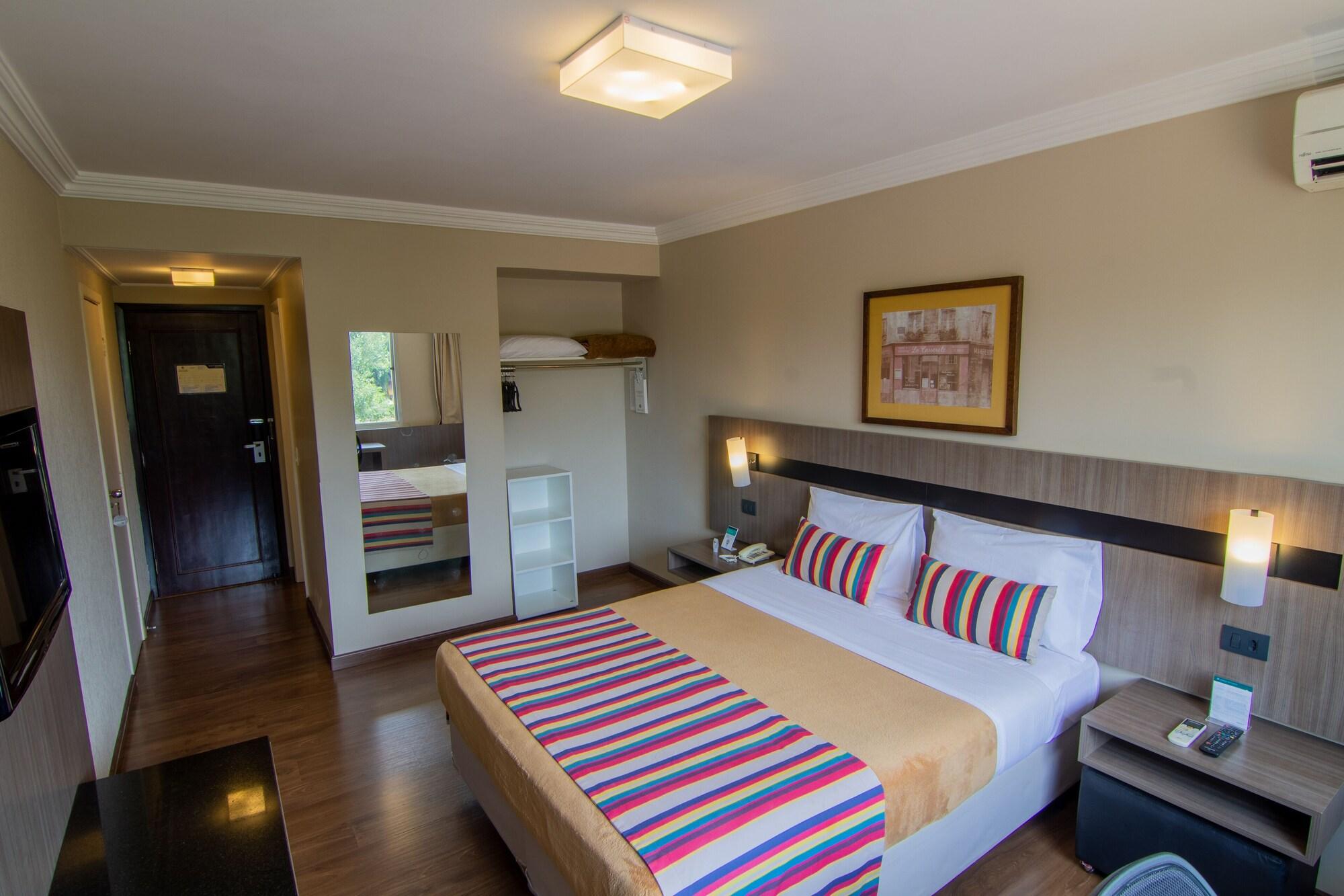 Hotel Deville Express Cascavel Cascavel  Exterior photo