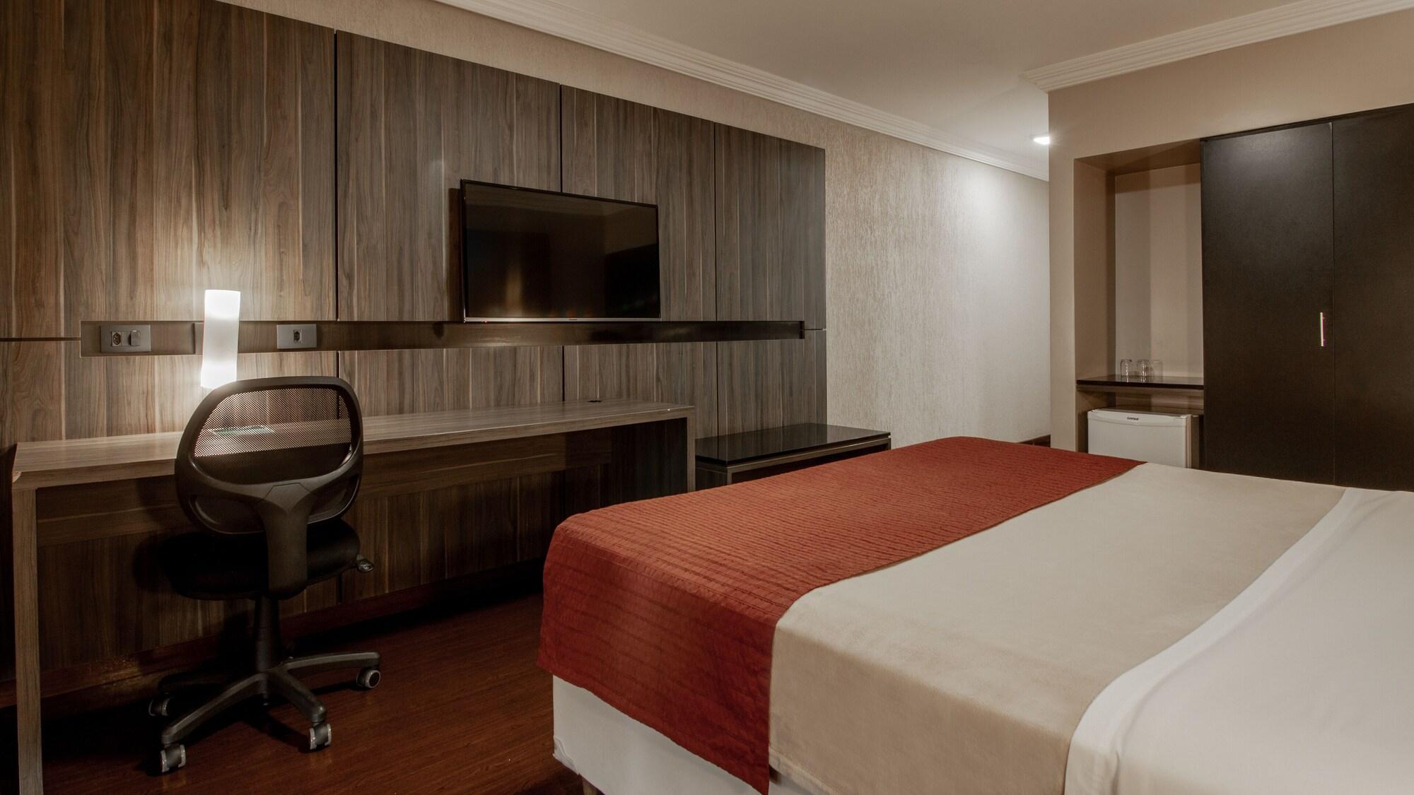 Hotel Deville Express Cascavel Cascavel  Exterior photo
