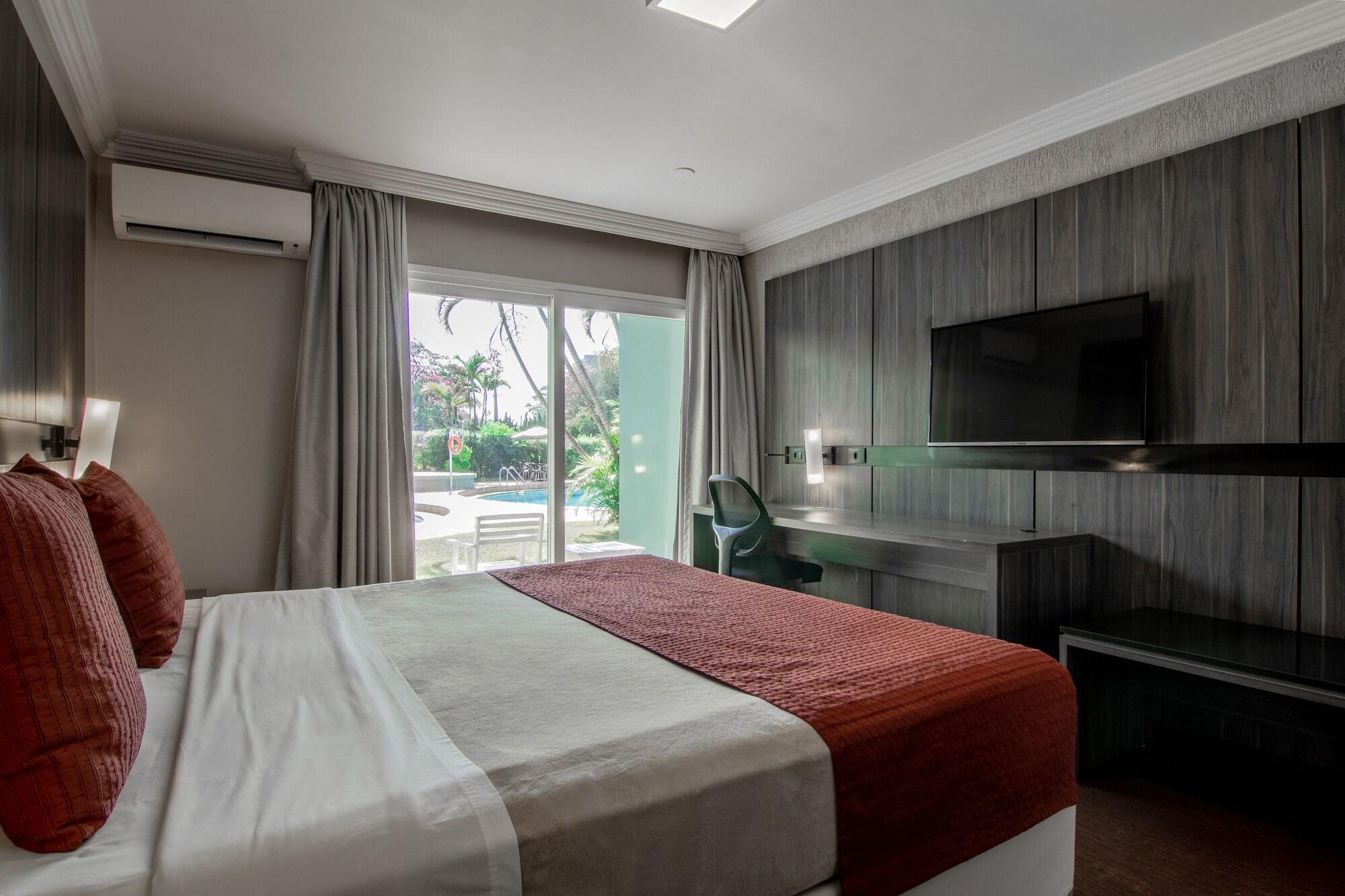 Hotel Deville Express Cascavel Cascavel  Exterior photo
