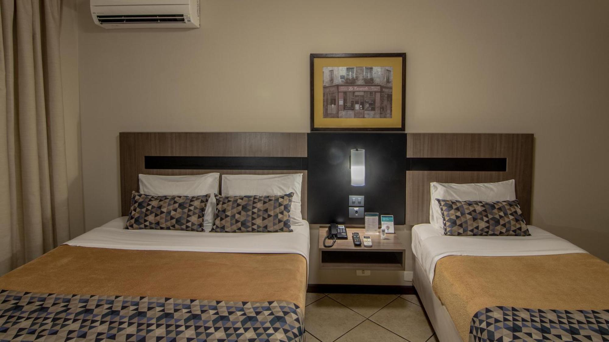 Hotel Deville Express Cascavel Cascavel  Exterior photo